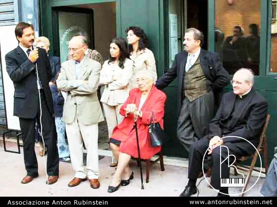 Roma, 12 ottobre 03 Inaugurazione della Scuola di Musica Anton Rubinstein con il Presidente del V Municipio Ivano Caradonna